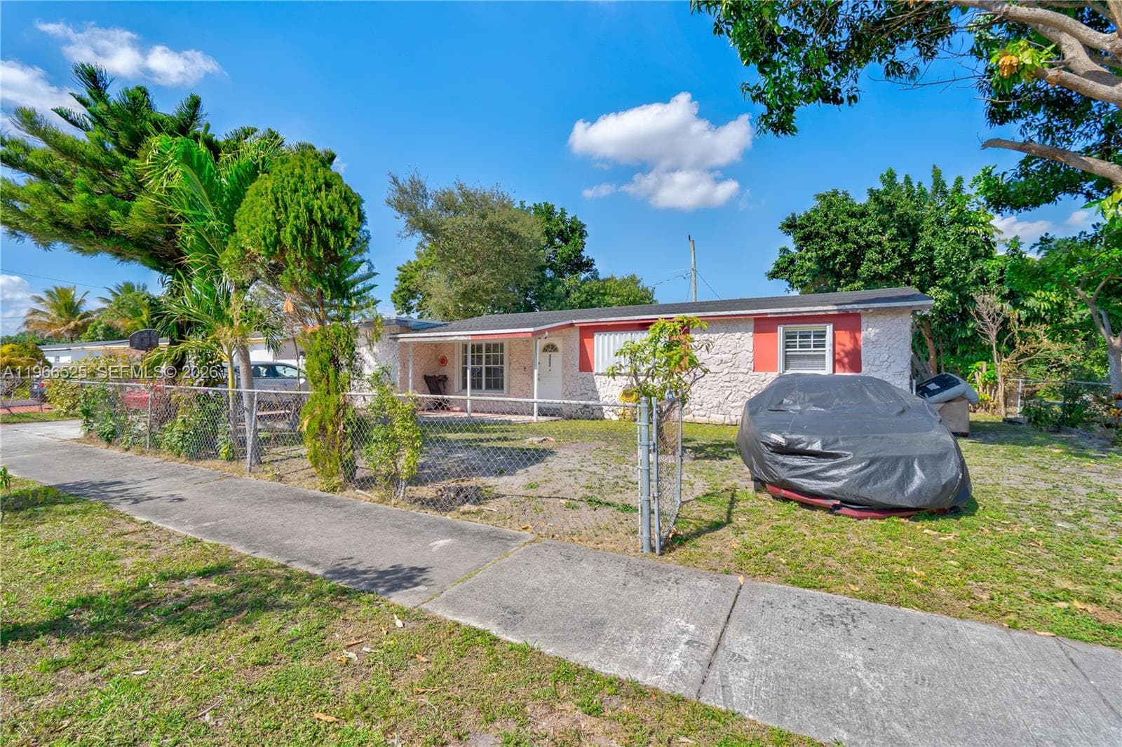 1271 NE 211th St, Miami FL 33179 — 21