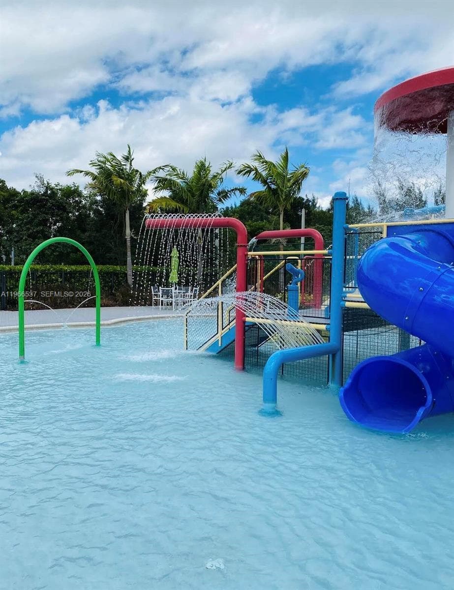 10407 NW 82nd St # 5, Doral FL 33178 — 26