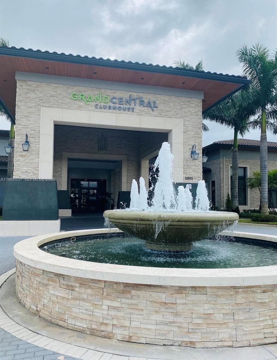 10407 NW 82nd St # 5, Doral FL 33178 — 24
