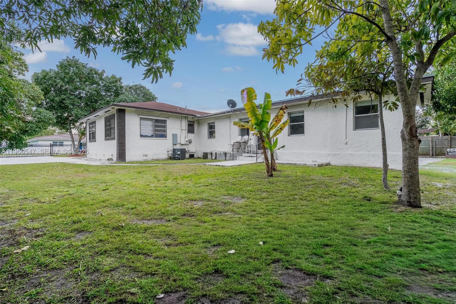 65 NW 118th St, Miami FL 33168 — 5