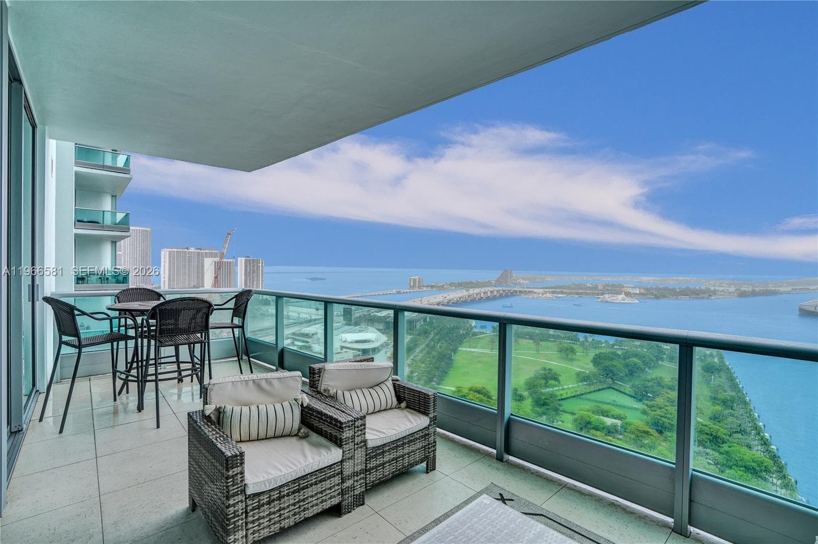 900 Biscayne Blvd # 2907, Miami FL 33132 — 2