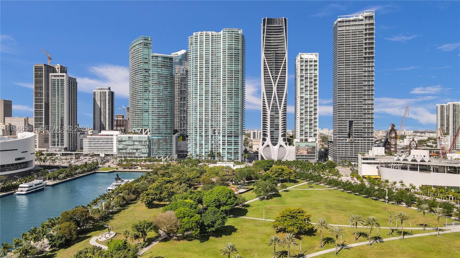 900 Biscayne Blvd # 2907, Miami FL 33132 — 17