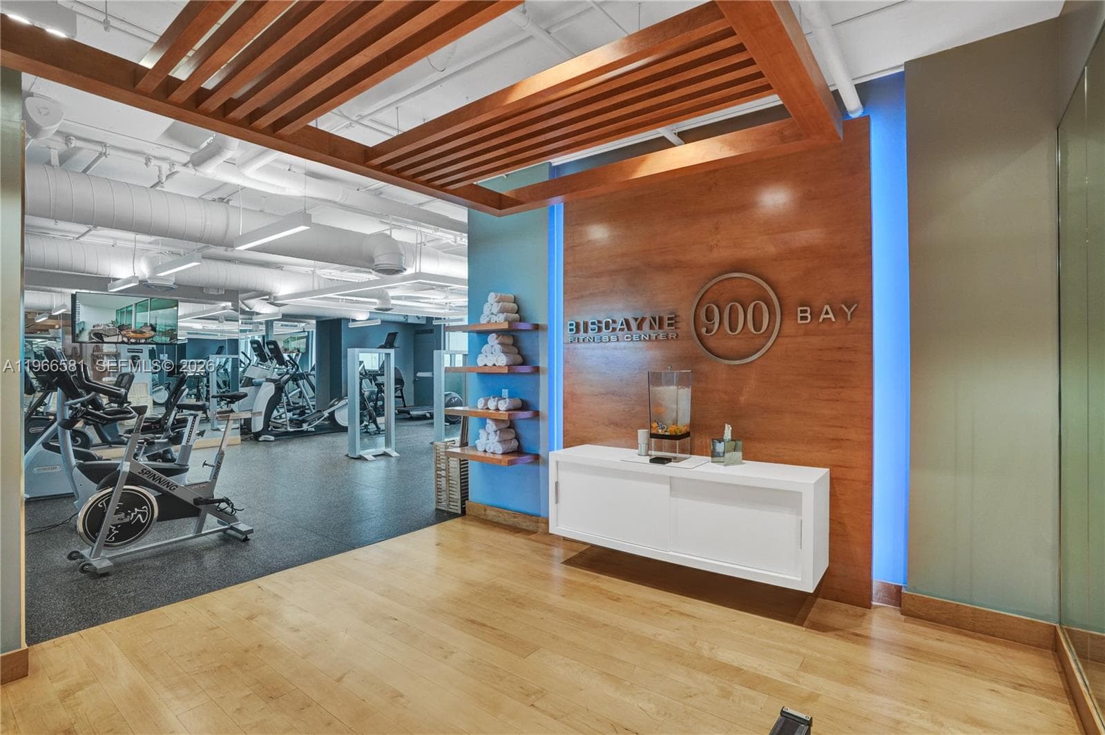 900 Biscayne Blvd # 2907, Miami FL 33132 — 48