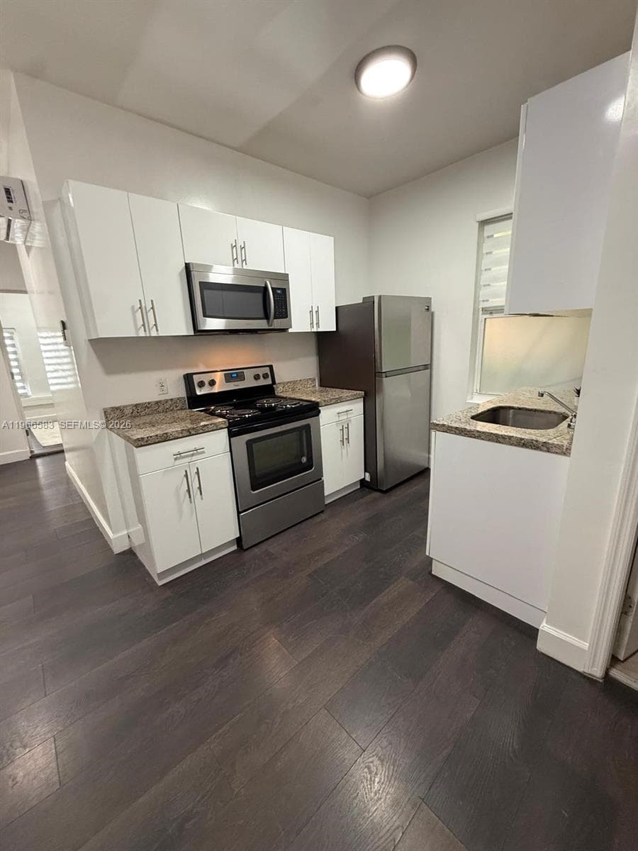 337 SW 10th Ave, Miami FL 33130 — 19