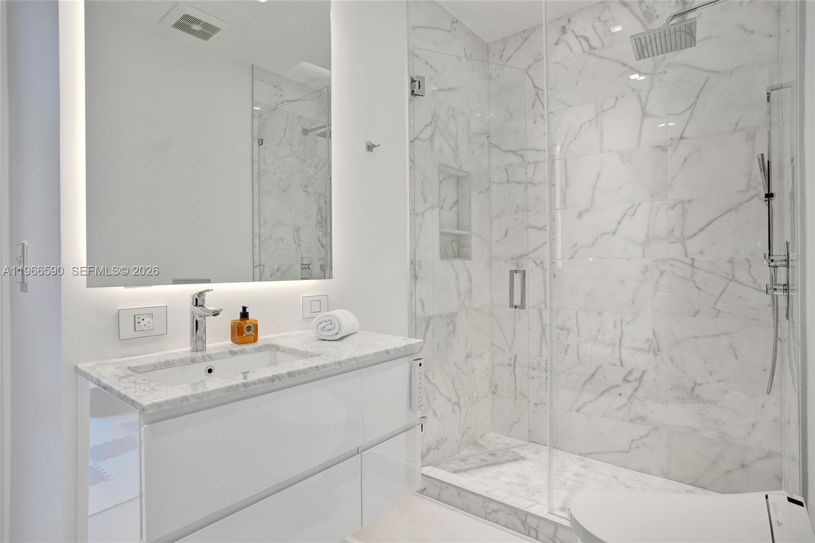 20824 NE 37th Ave # 20824, Aventura FL 33180 — 23