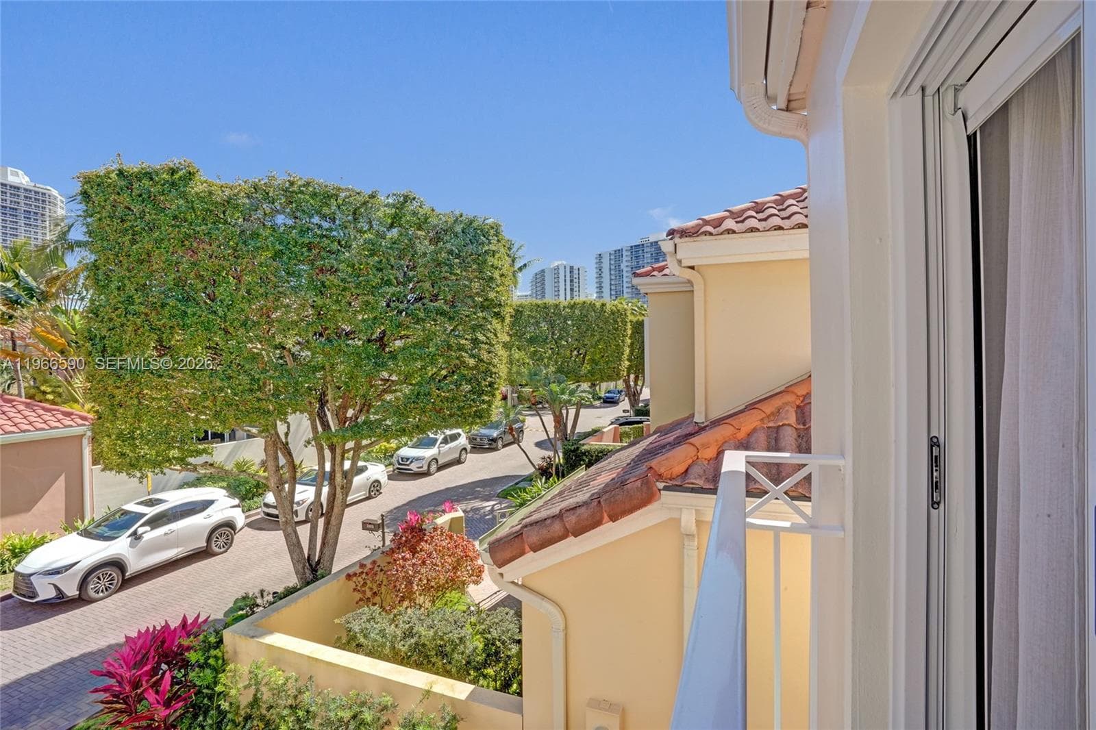 20824 NE 37th Ave # 20824, Aventura FL 33180 — 42