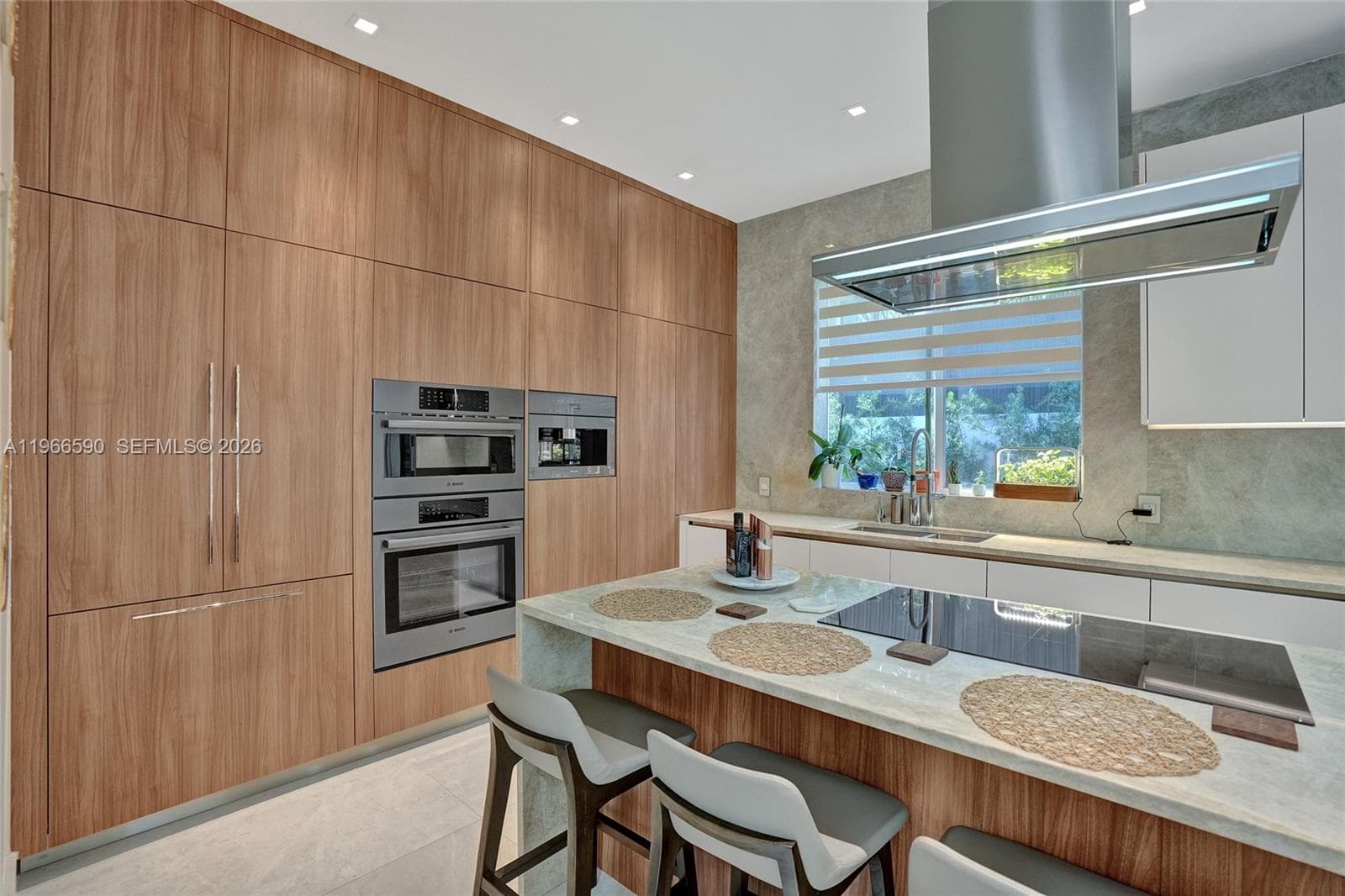 20824 NE 37th Ave # 20824, Aventura FL 33180 — 68