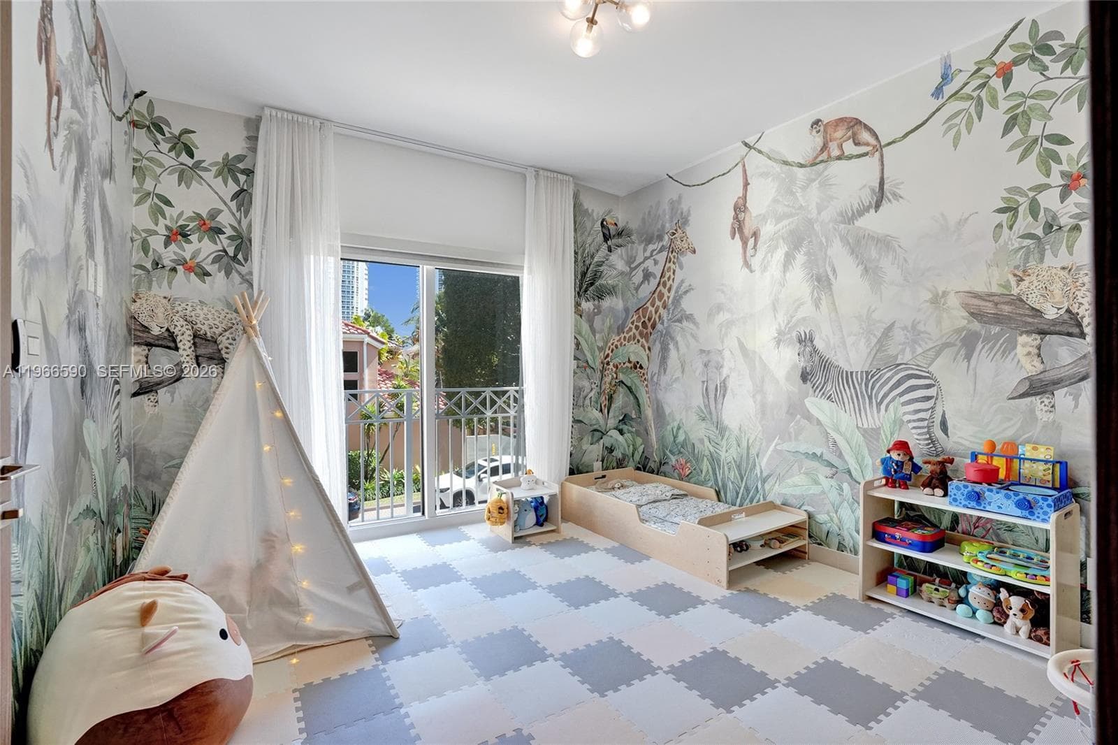 20824 NE 37th Ave # 20824, Aventura FL 33180 — 21