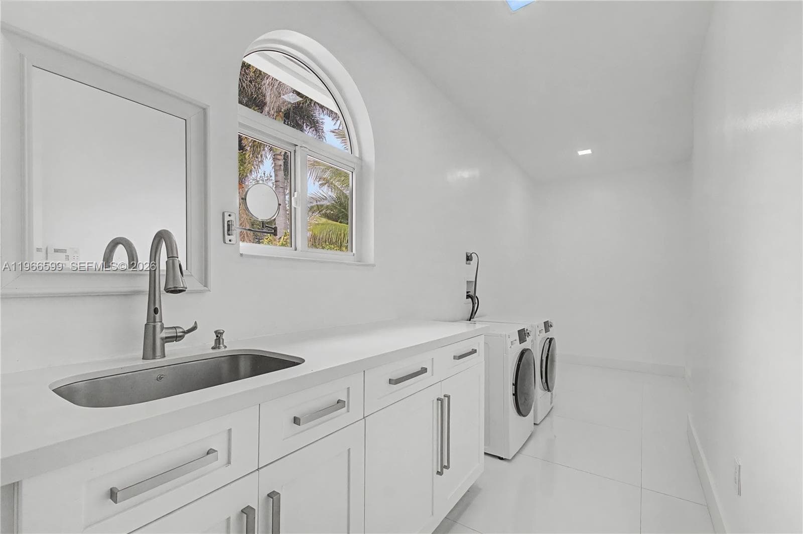 8305 NW 157th Ter, Miami Lakes FL 33016 — 12