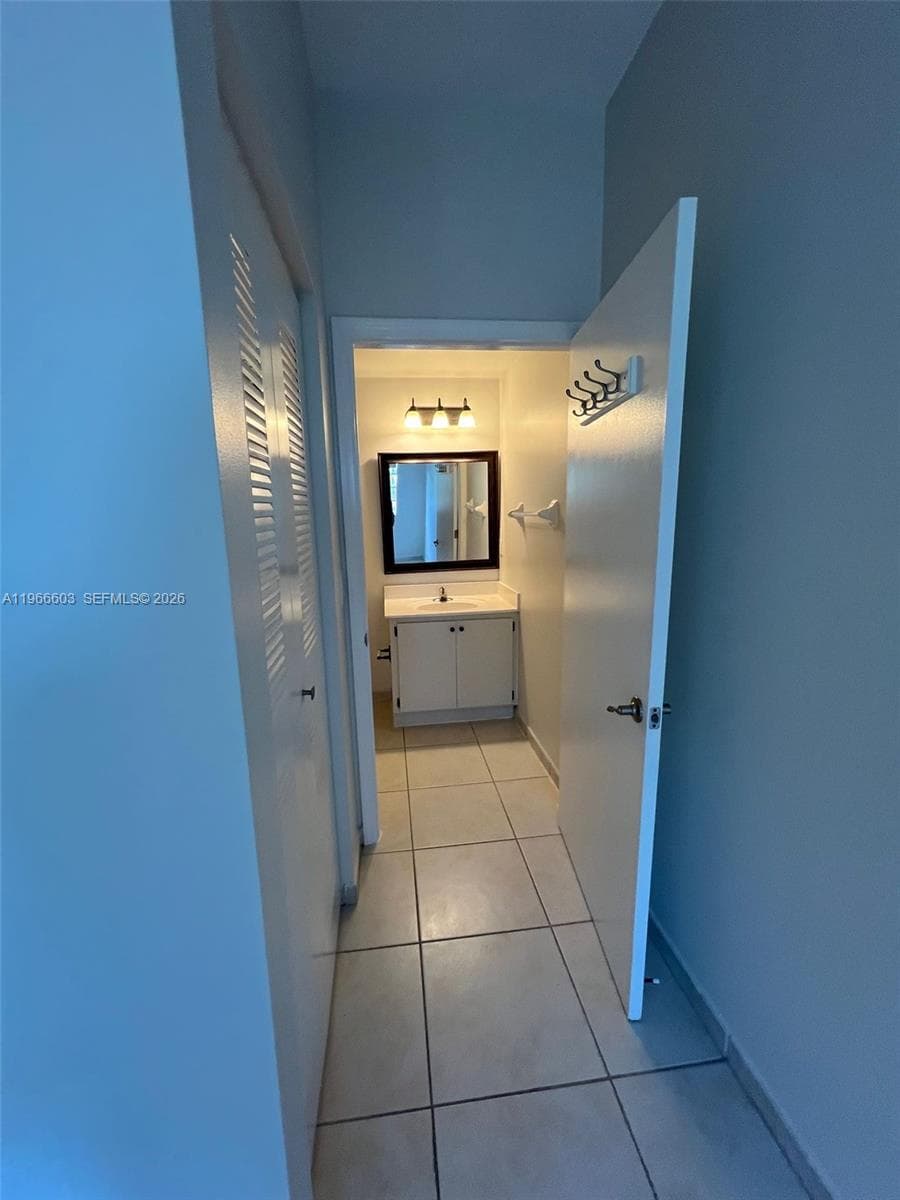 7220 NW 114th Ave # 307, Doral FL 33178 — 14