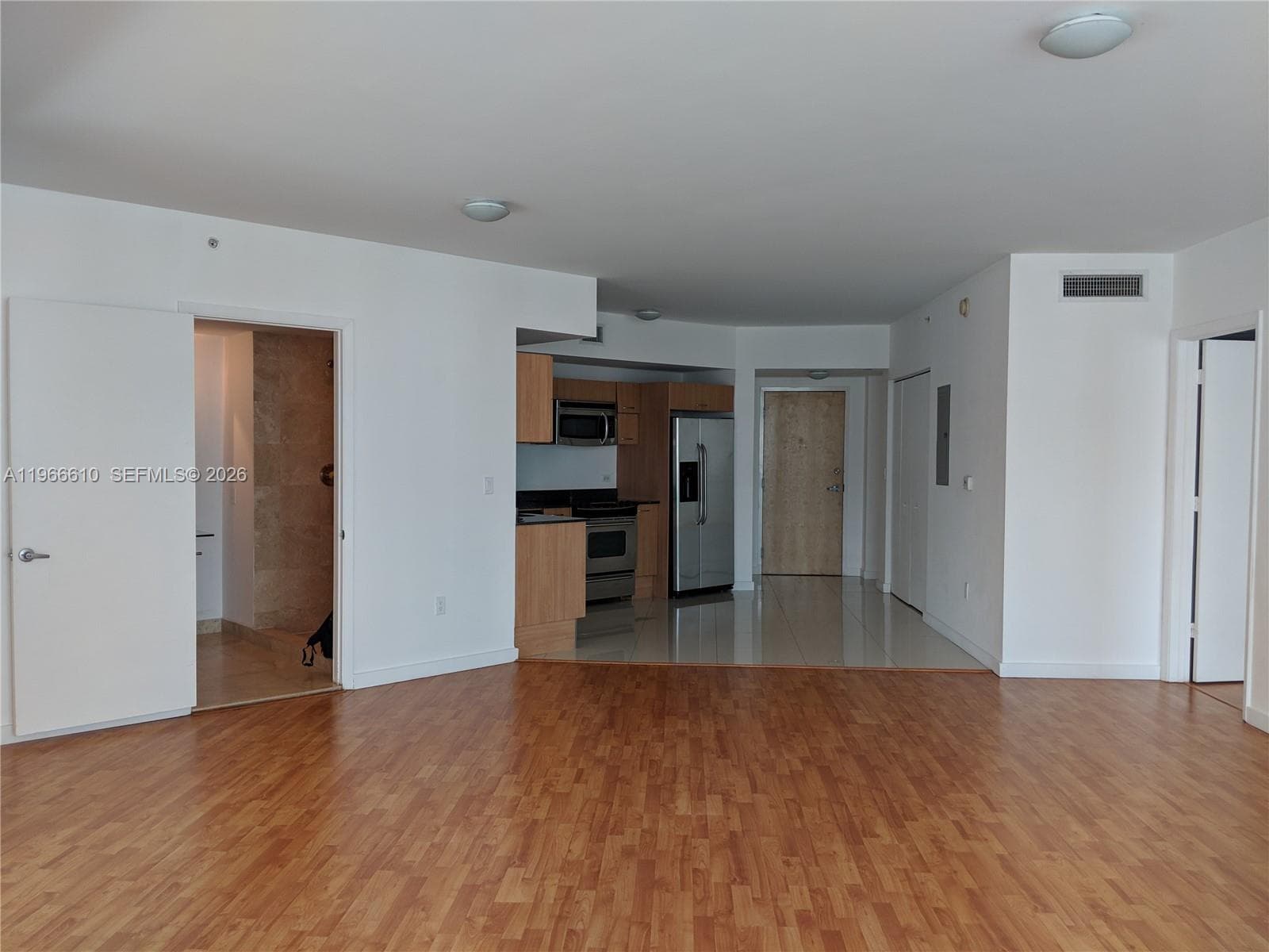 350 S Miami Ave # 1901, Miami FL 33130 — 23