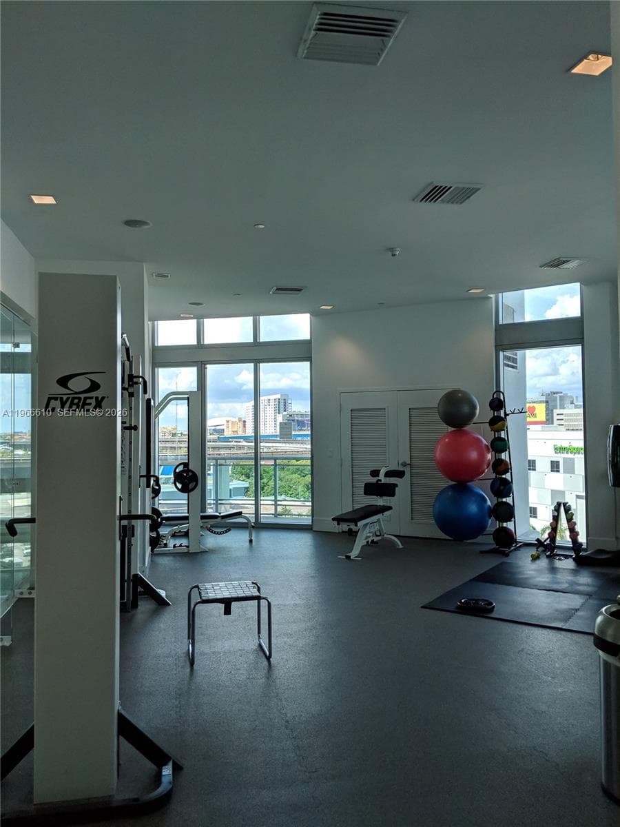 350 S Miami Ave # 1901, Miami FL 33130 — 2