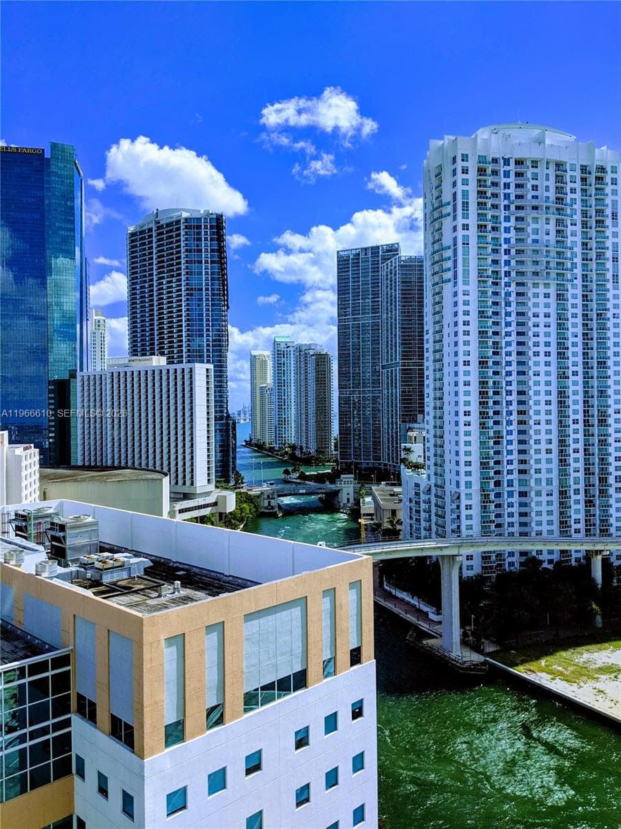 350 S Miami Ave # 1901, Miami FL 33130 — 7