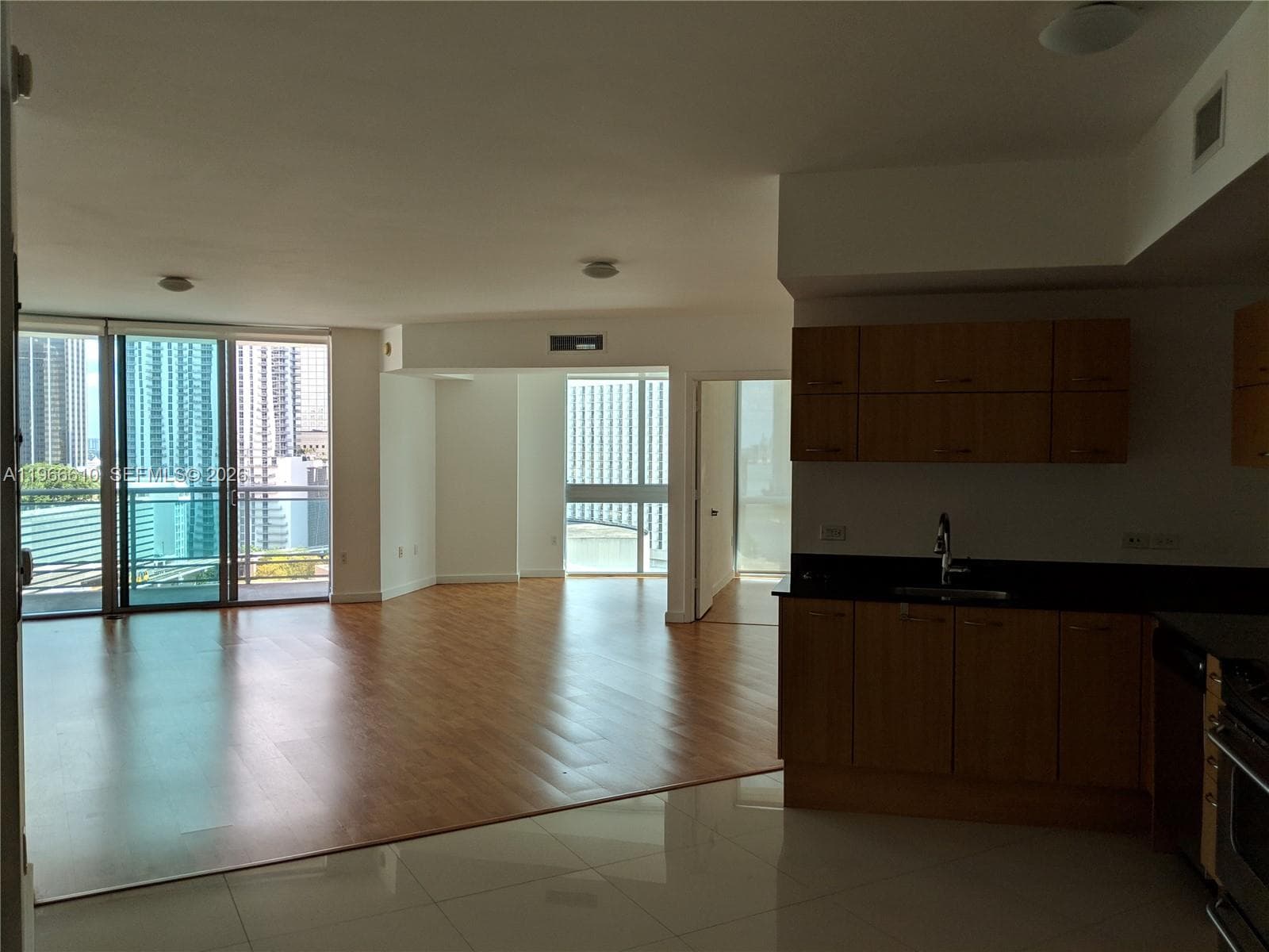 350 S Miami Ave # 1901, Miami FL 33130 — 32