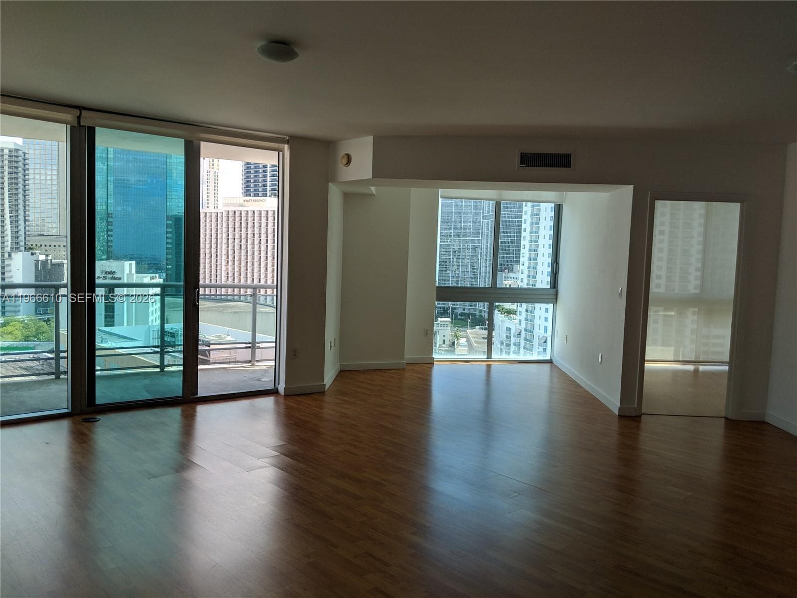 350 S Miami Ave # 1901, Miami FL 33130 — 30