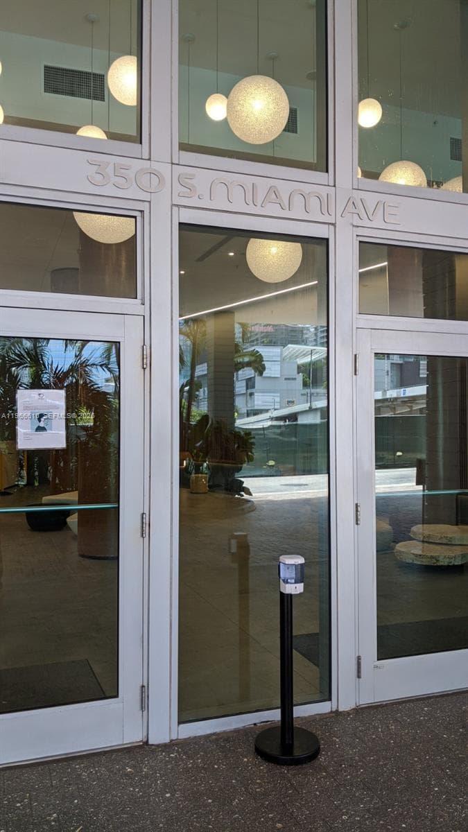 350 S Miami Ave # 1901, Miami FL 33130 — 49
