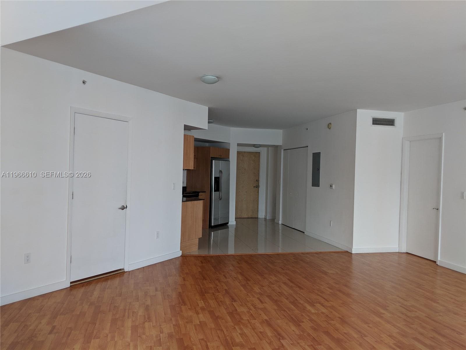 350 S Miami Ave # 1901, Miami FL 33130 — 33