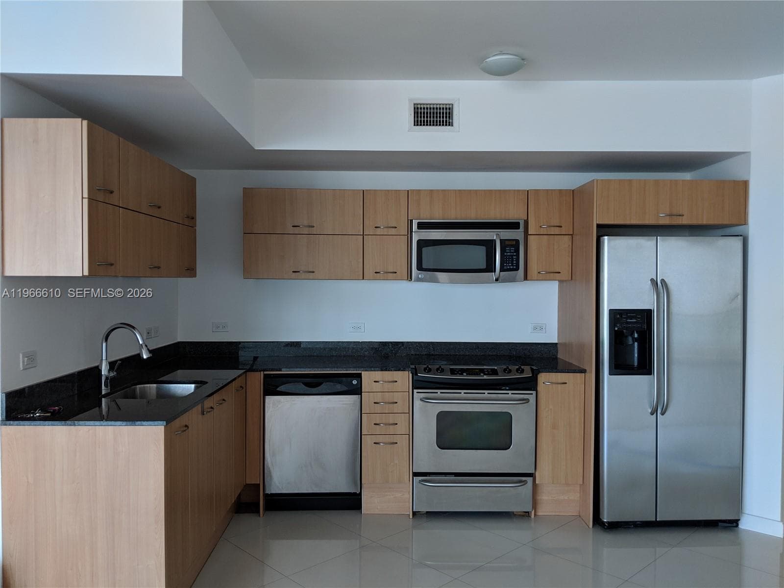 350 S Miami Ave # 1901, Miami FL 33130 — 15