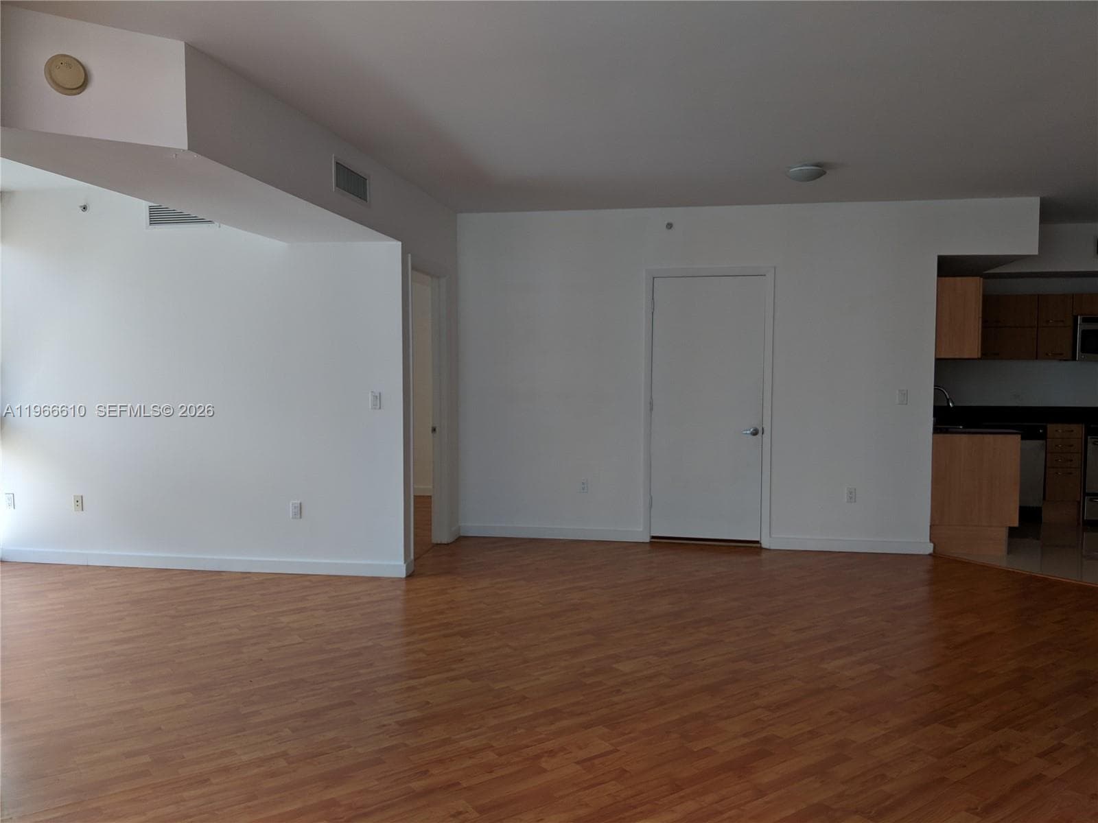 350 S Miami Ave # 1901, Miami FL 33130 — 35