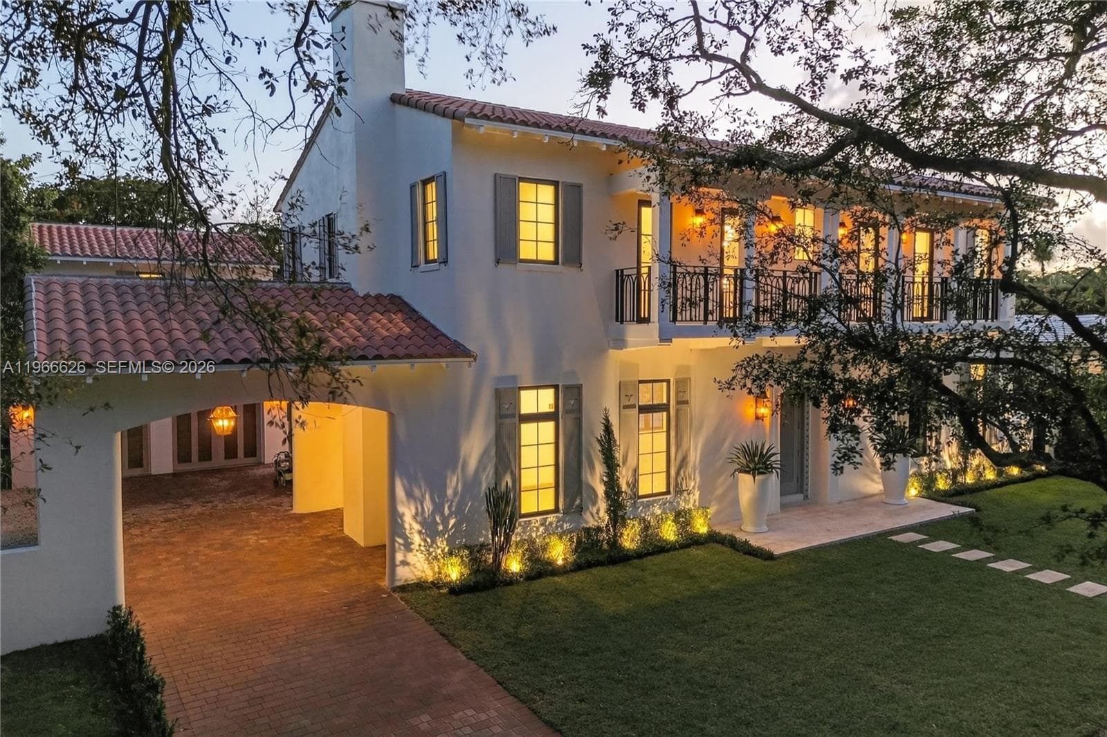 1514 Consolata Ave, Coral Gables FL 33146 — 41