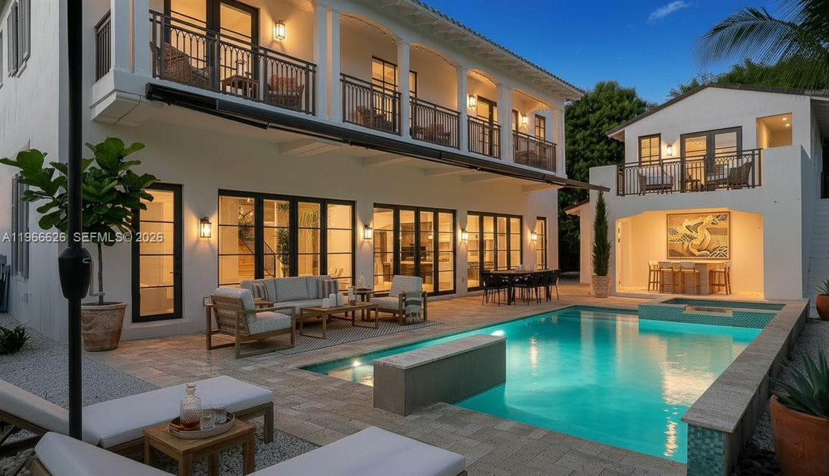 1514 Consolata Ave, Coral Gables FL 33146 — 40