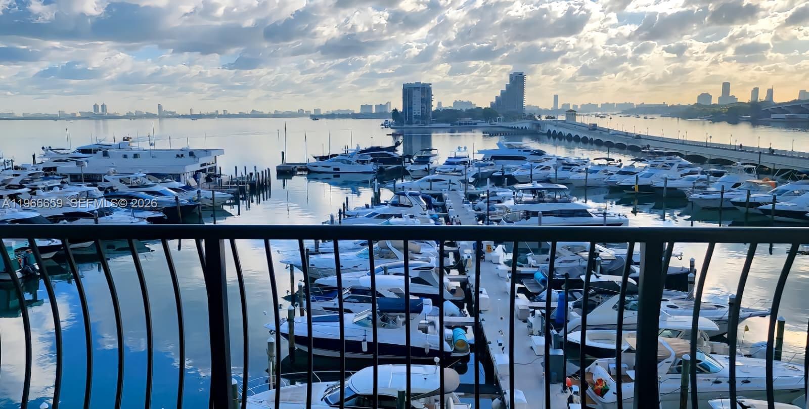 555 NE 15th St # 516, Miami FL 33132 — 1