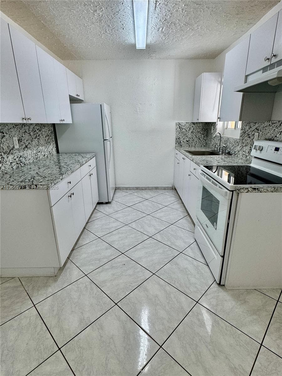 1481 NE 150th St # 102, Miami FL 33161 — 7