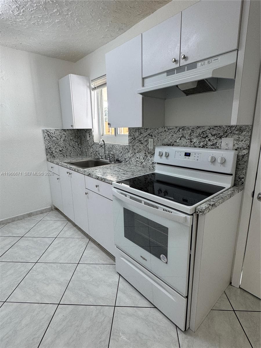 1481 NE 150th St # 102, Miami FL 33161 — 8