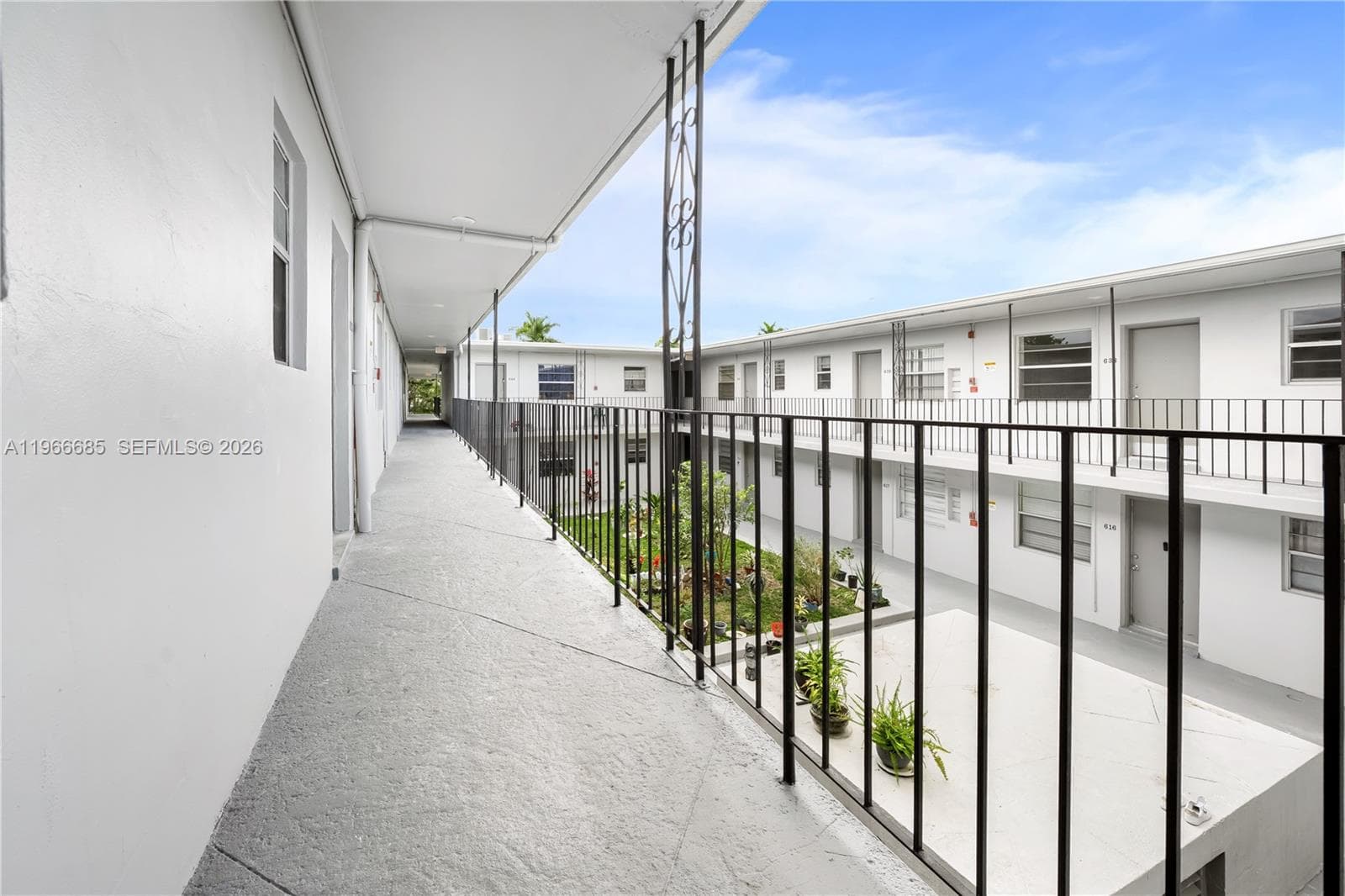 10375-35-55 SW 40th St # 0, Miami FL 33165 — 5