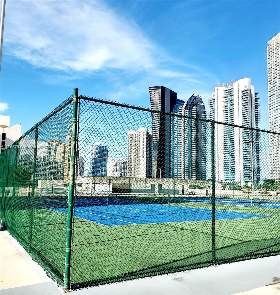 17021 N Bay Rd # 324, Sunny Isles Beach FL 33160 — 2