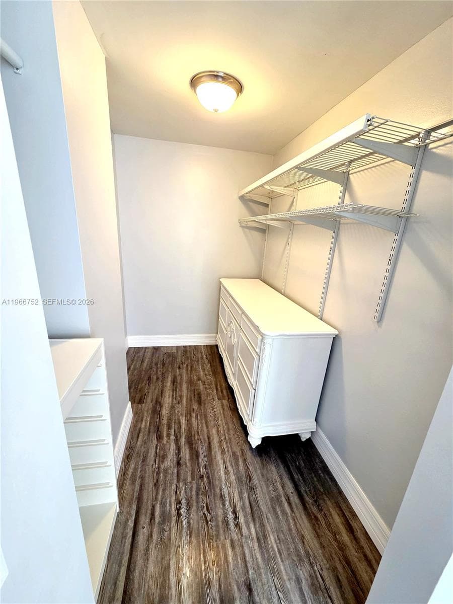 17021 N Bay Rd # 324, Sunny Isles Beach FL 33160 — 21