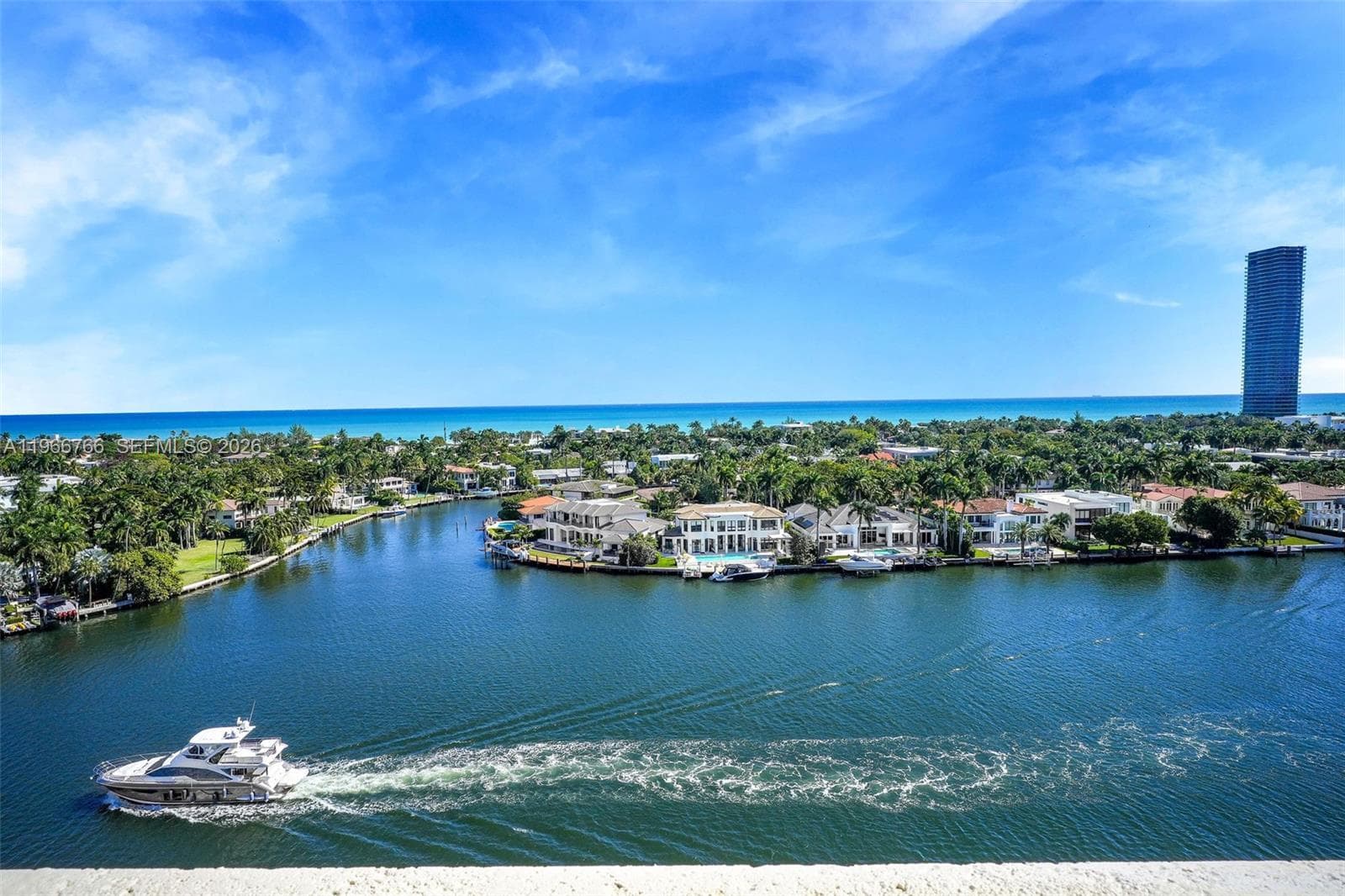 20165 NE 39th Pl, Aventura FL 33180 — 34