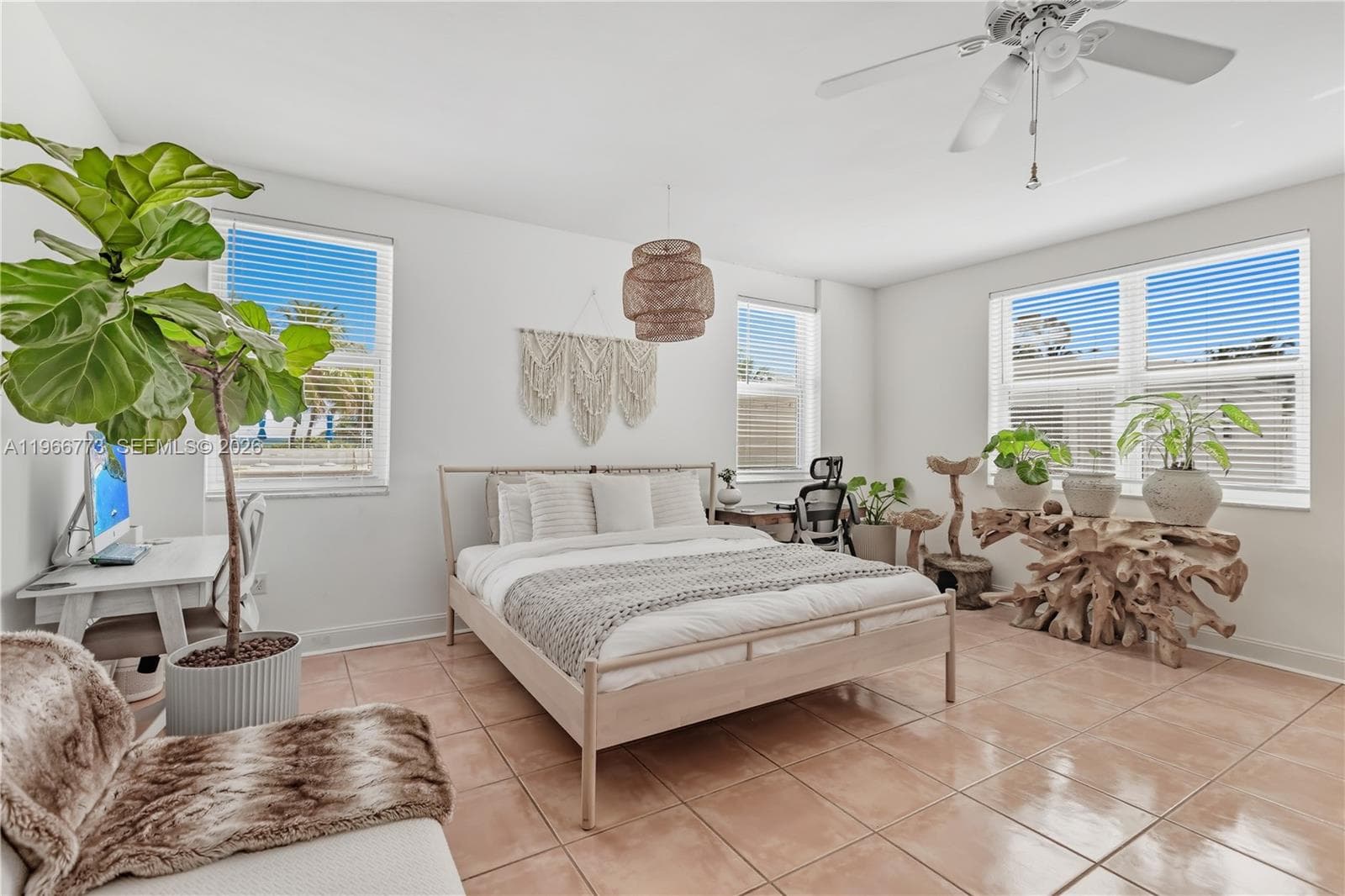 5001 Collins Ave # 1K, Miami Beach FL 33140 — 8
