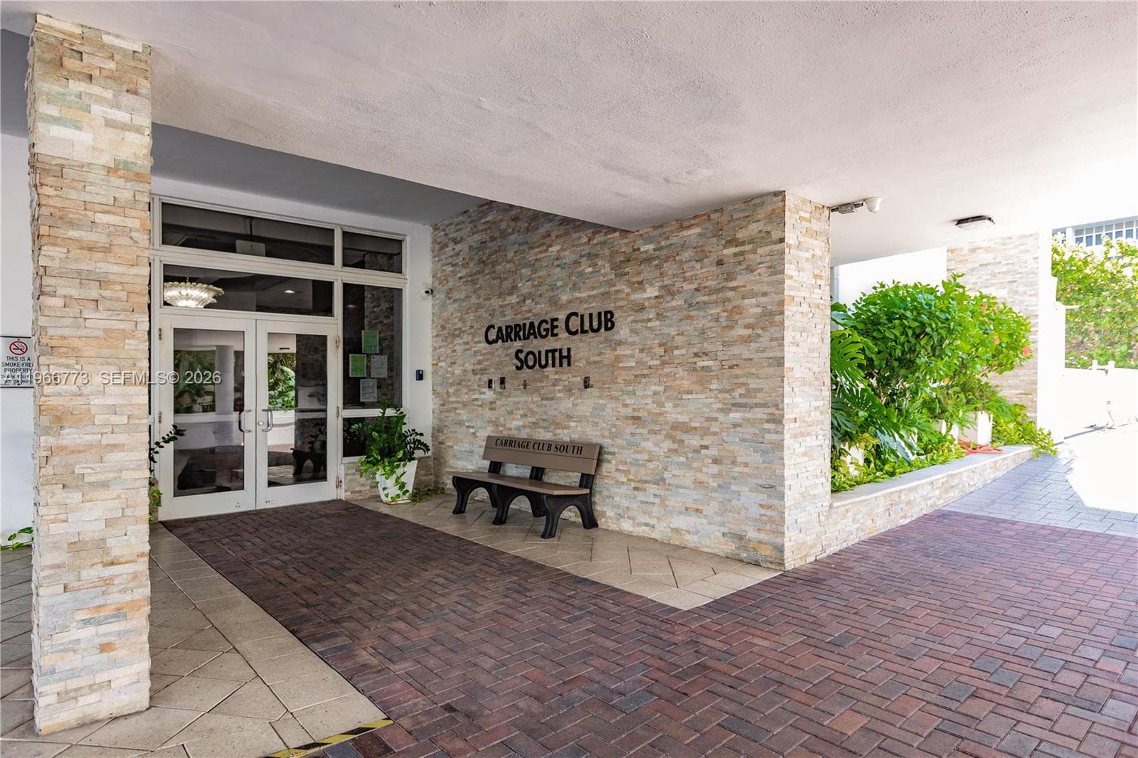 5001 Collins Ave # 1K, Miami Beach FL 33140 — 25