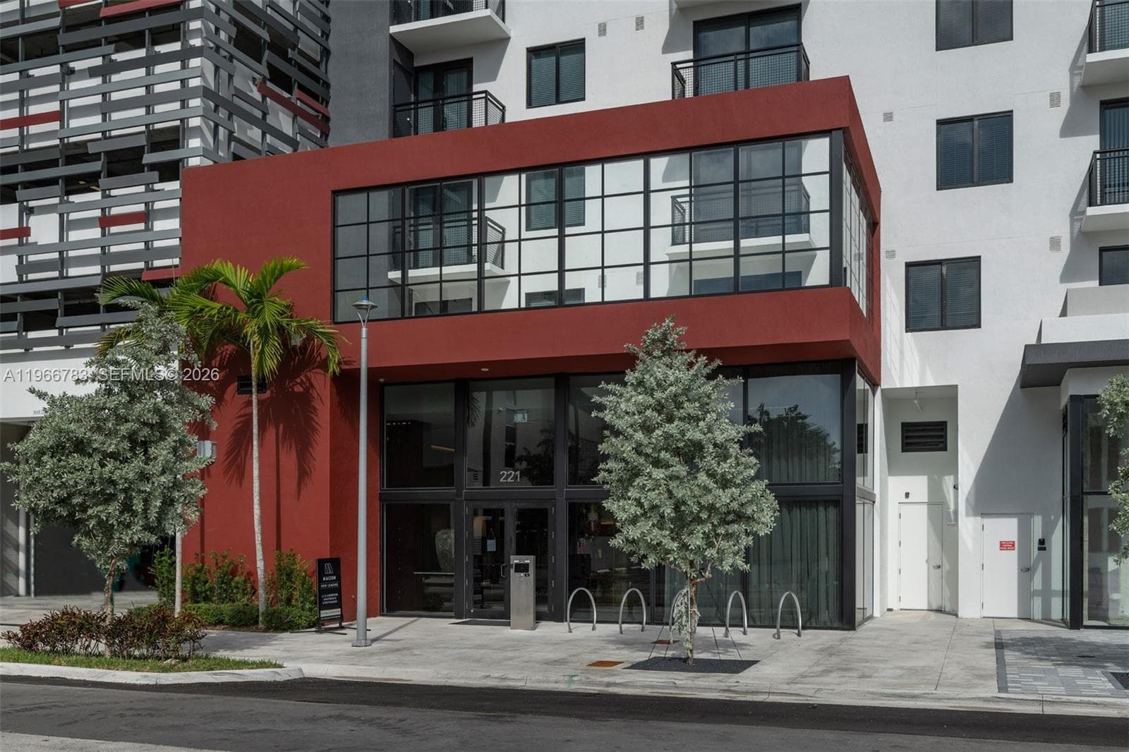221 SW 12th St, Miami FL 33130 — 2