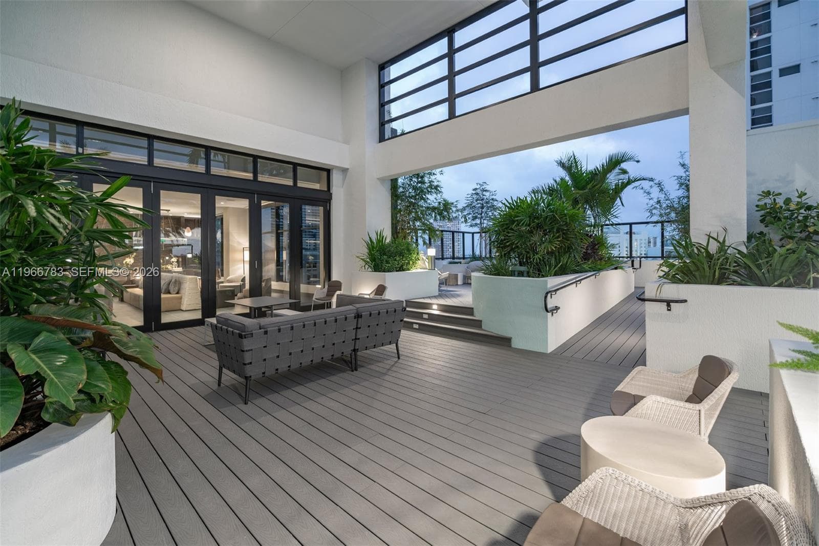 221 SW 12th St, Miami FL 33130 — 28