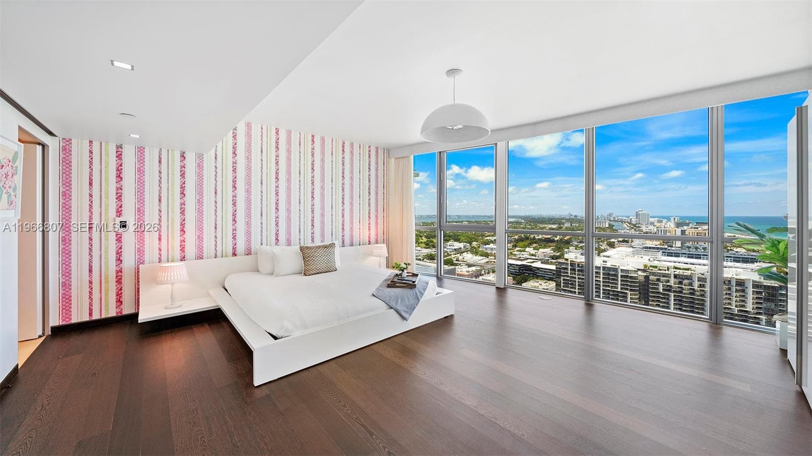 101 20th St # 3909, Miami Beach FL 33139 — 32