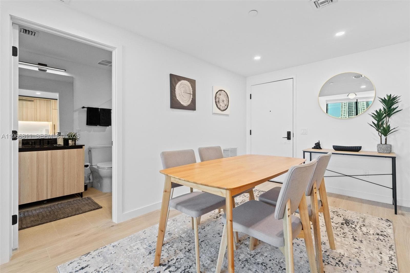 225 N Miami Ave # 3307, Miami FL 33128 — 22