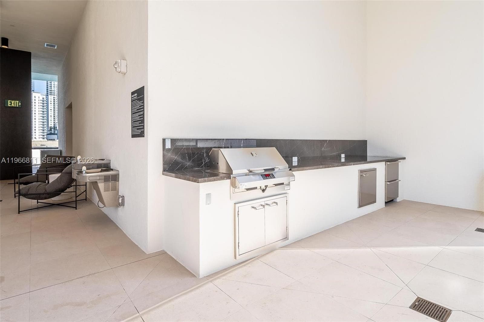 225 N Miami Ave # 3307, Miami FL 33128 — 77