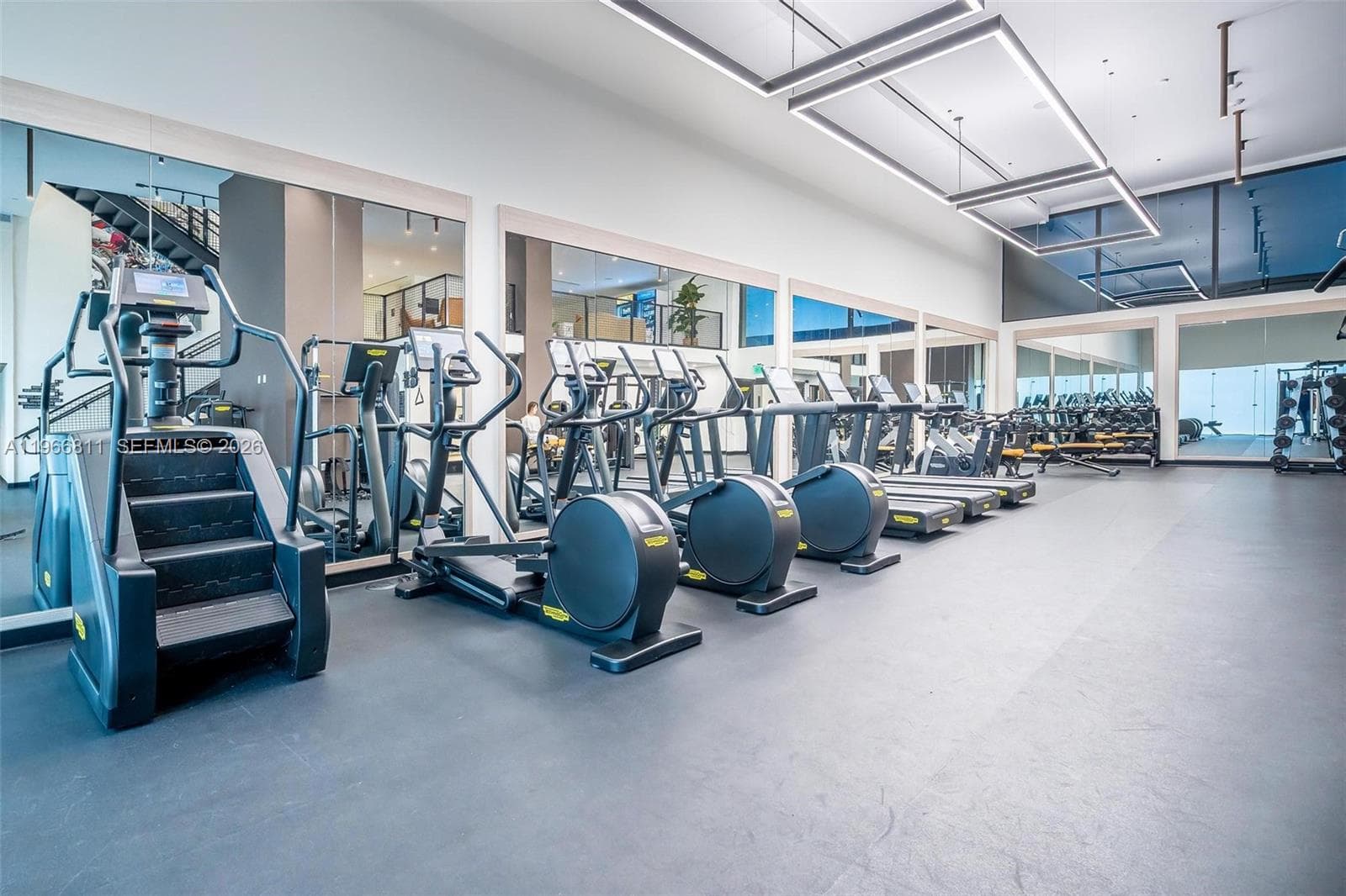 225 N Miami Ave # 3307, Miami FL 33128 — 65