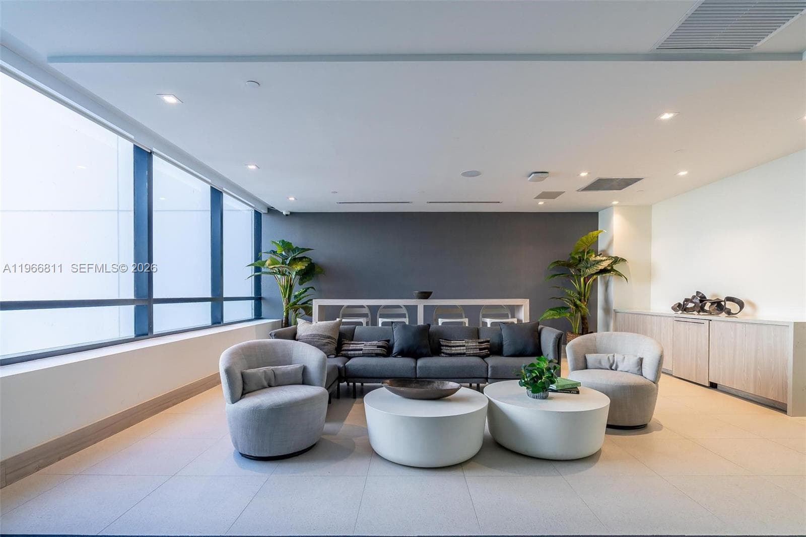 225 N Miami Ave # 3307, Miami FL 33128 — 59