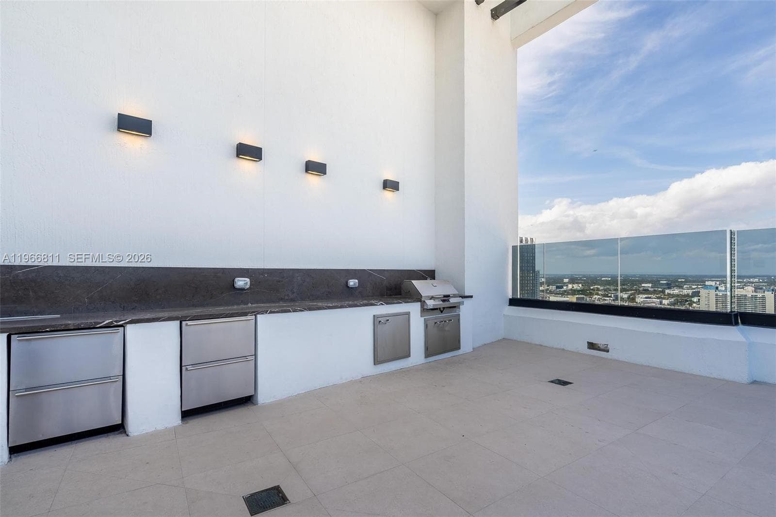 225 N Miami Ave # 3307, Miami FL 33128 — 70
