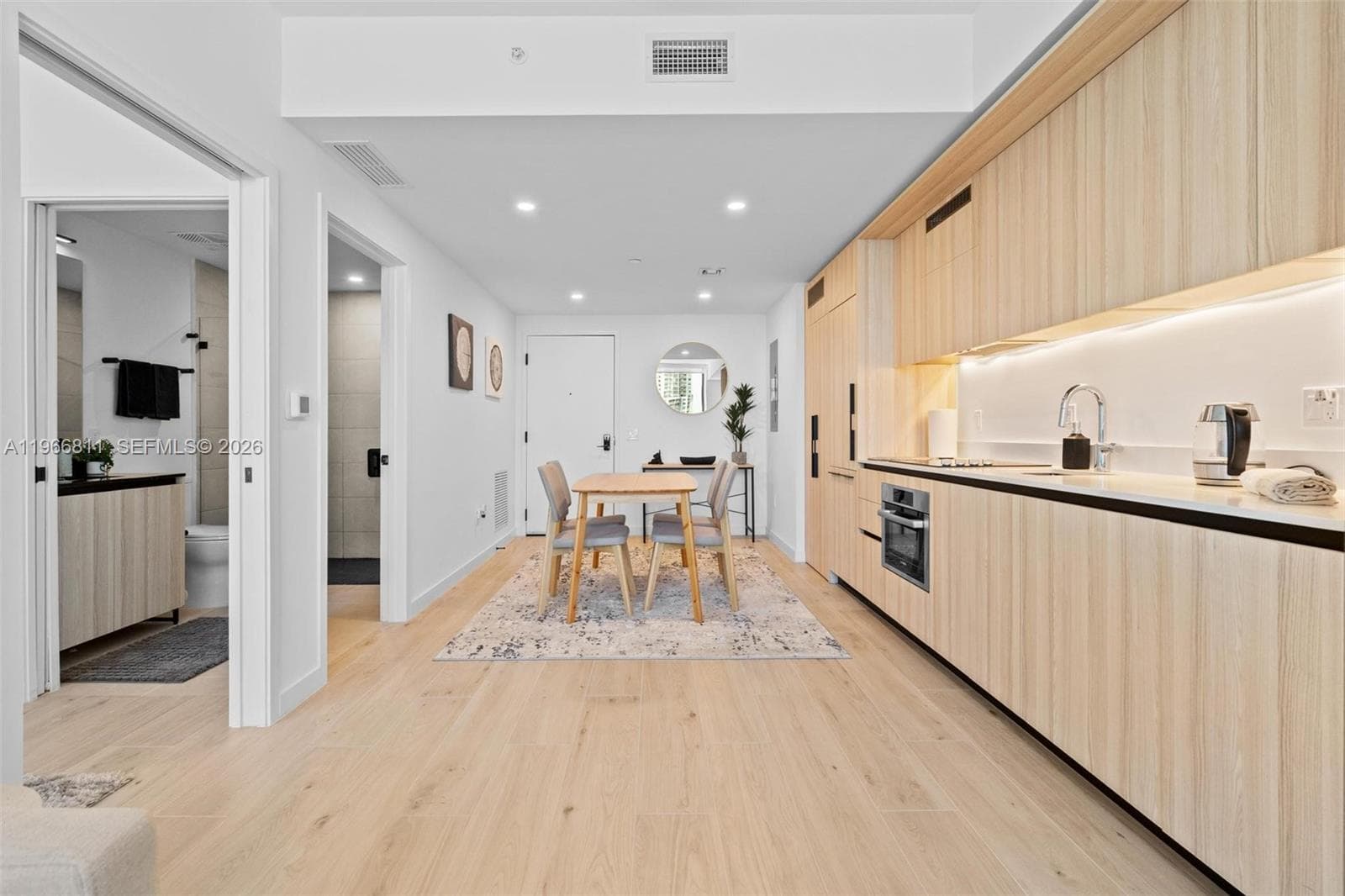 225 N Miami Ave # 3307, Miami FL 33128 — 21