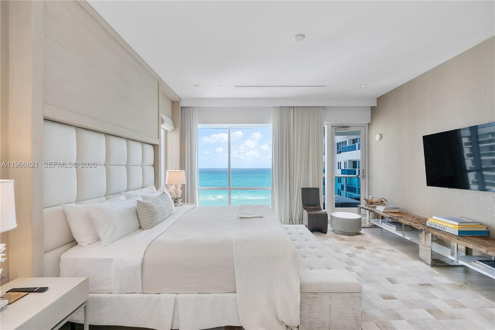 102 24th St # 1612, Miami Beach FL 33139 — 2