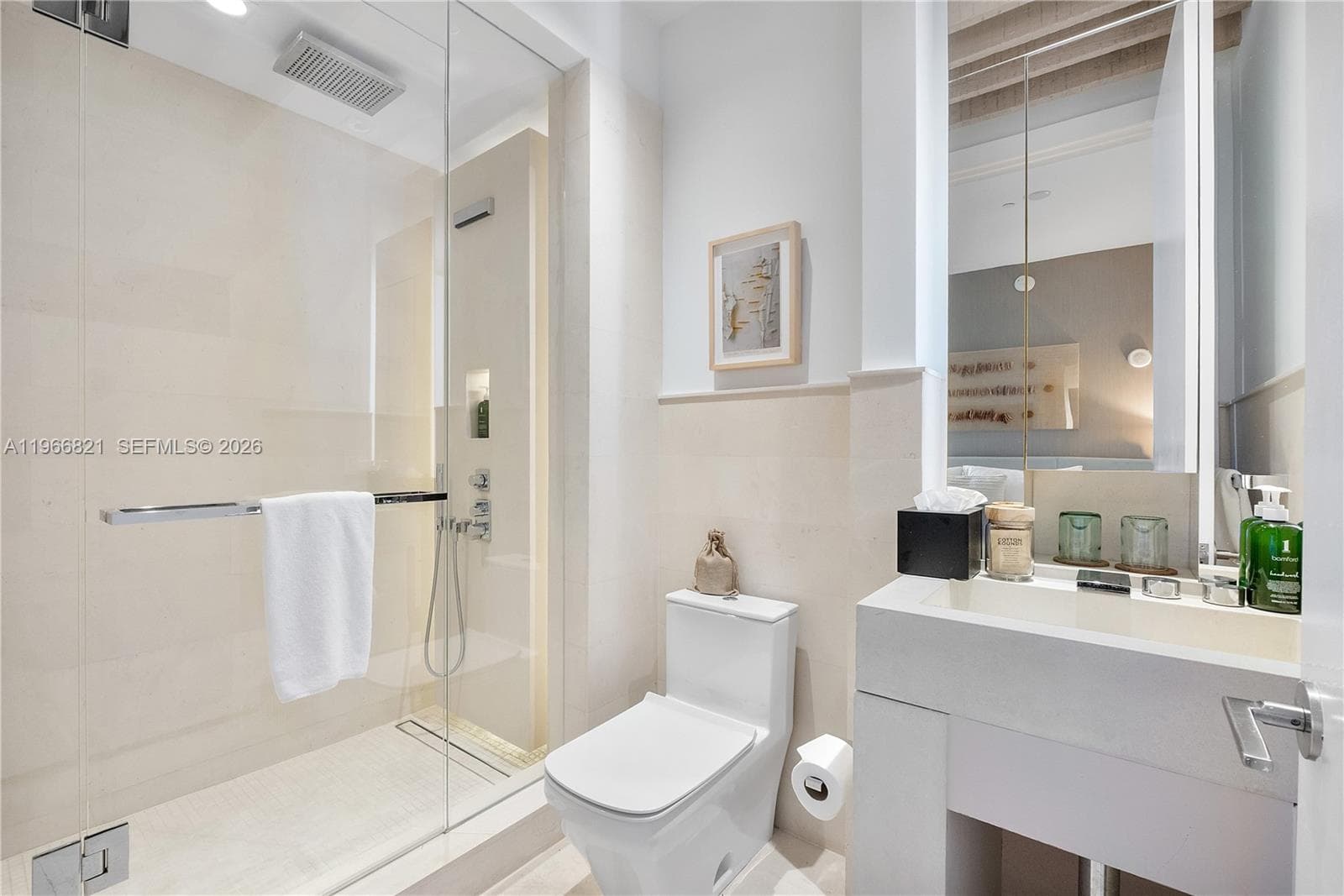 102 24th St # 1612, Miami Beach FL 33139 — 36