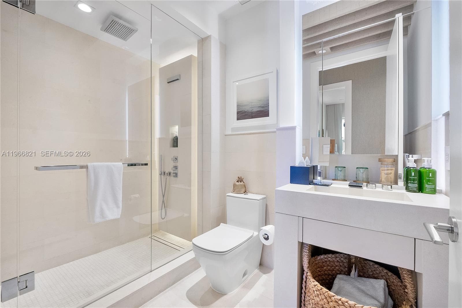102 24th St # 1612, Miami Beach FL 33139 — 41