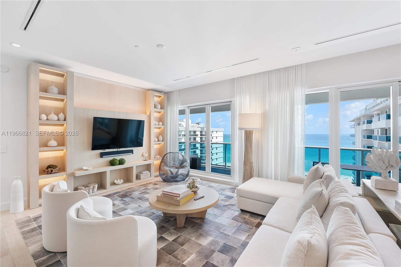 102 24th St # 1612, Miami Beach FL 33139 — 15