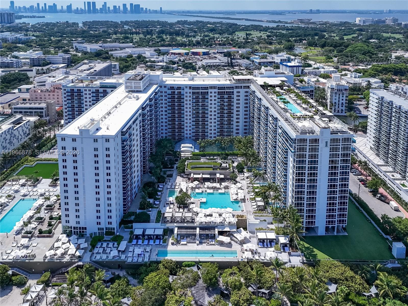 102 24th St # 1703, Miami Beach FL 33139 — 23