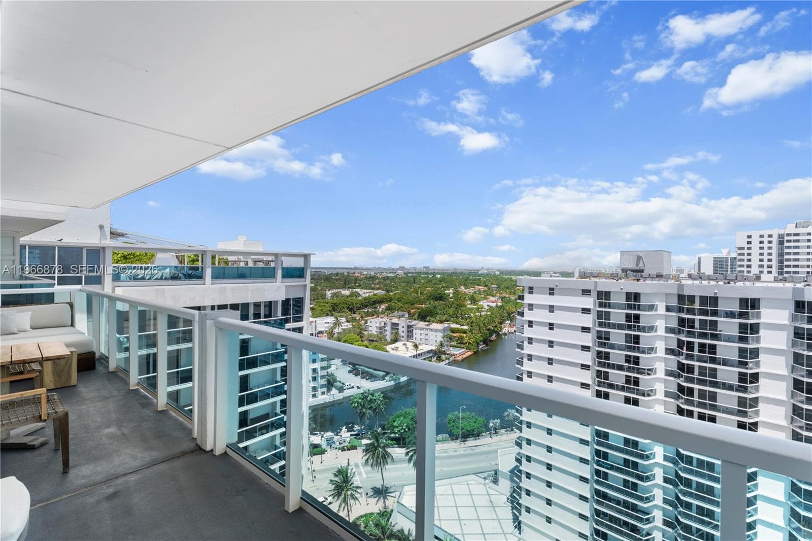 102 24th St # 1703, Miami Beach FL 33139 — 33