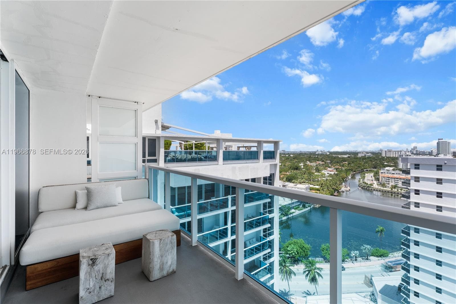 102 24th St # 1703, Miami Beach FL 33139 — 21